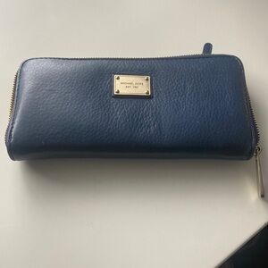 Michael Kors Navy Wallet